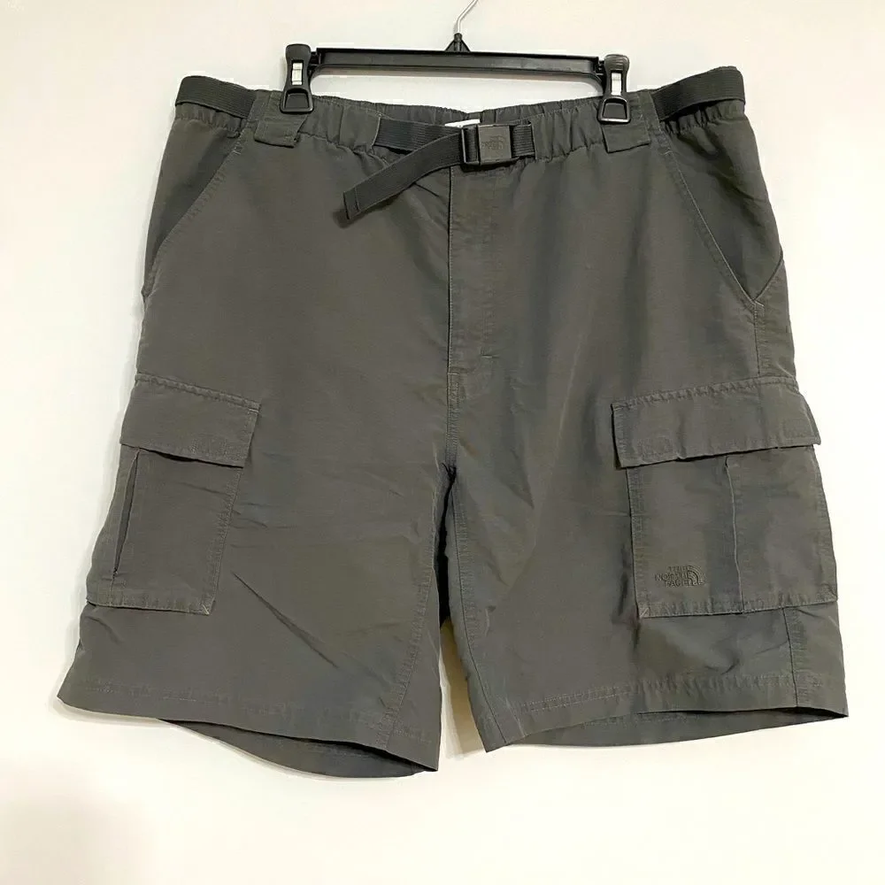 The North Face Cargo Shorts Men Size XL
